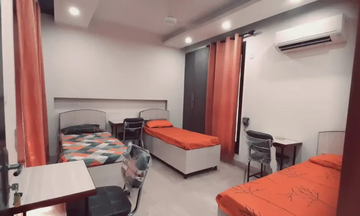 Flagship BMB- Titan House boys PG in South extention - Image 2
