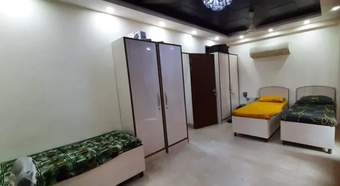 Flagship BMB- Titan House boys PG in South extention - Image 3