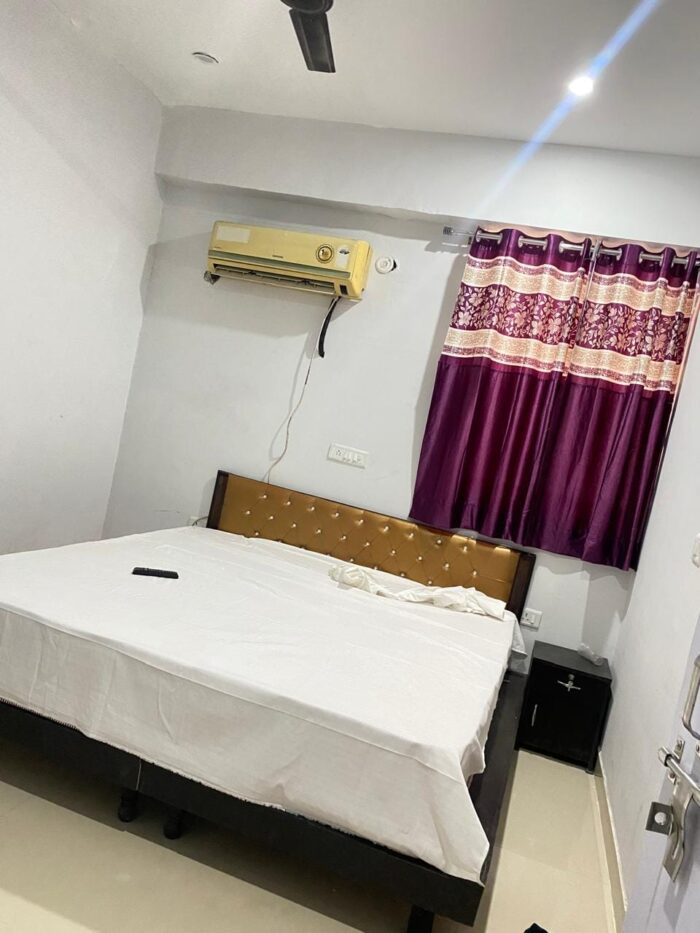 Diamond Stay Space Unisex PG in SG- 36 Sector 63A Noida - Image 15