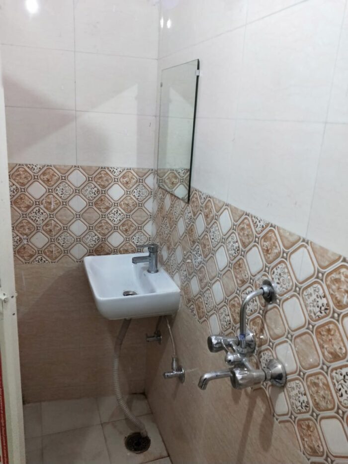Spot 88105 Vibrant Eagle PG for boys in Mayur Vihar Phase 1 - Image 9