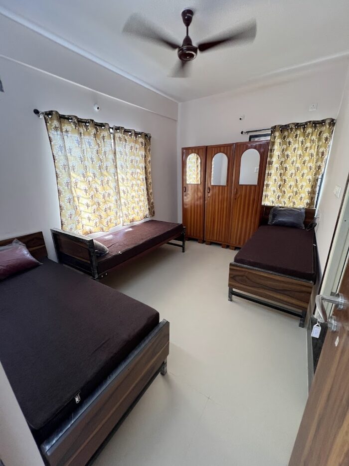 Krishna Gujarati PG in Horamavu Bengaluru - Image 7