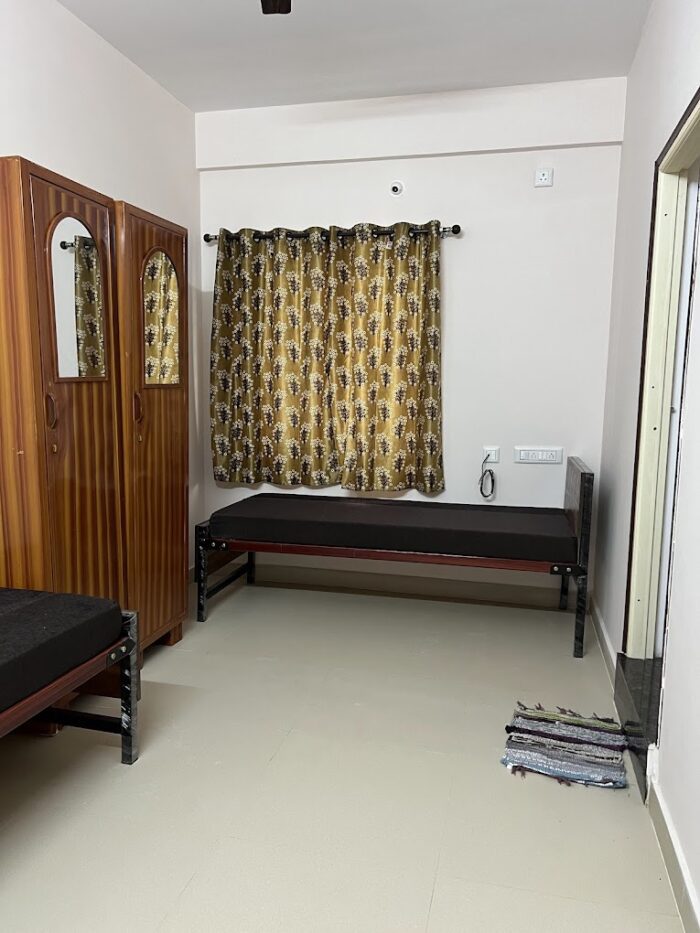 Krishna Gujarati PG in Horamavu Bengaluru - Image 8