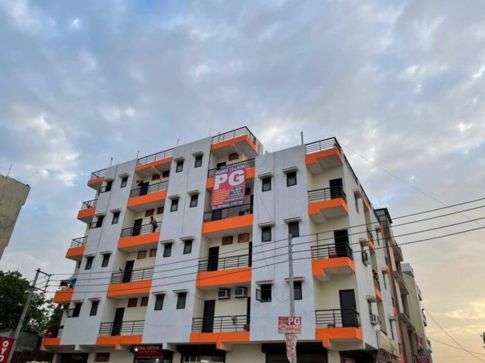 Orange co living pg in Satguru Enclave sector 22 - Image 1