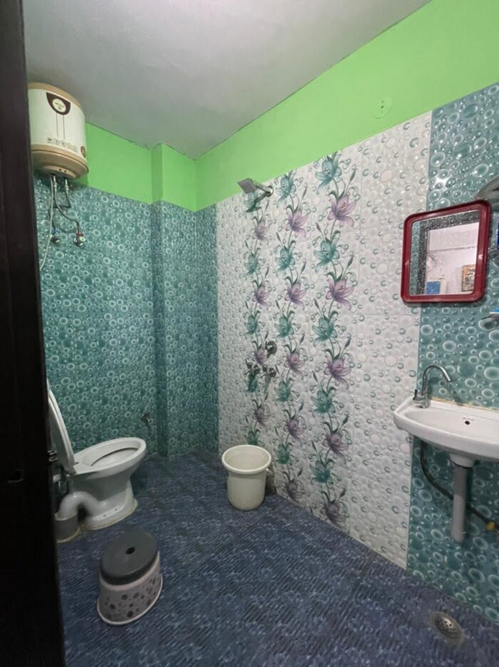Orange co living pg in Satguru Enclave sector 22 - Image 3