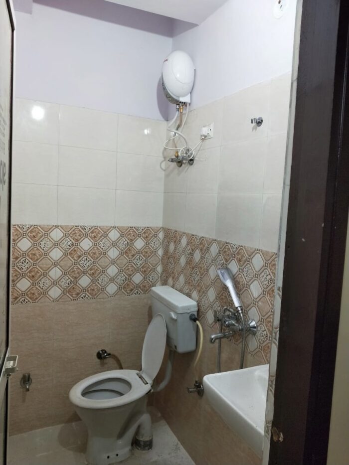 Spot 88105 Vibrant Eagle PG for boys in Mayur Vihar Phase 1 - Image 6