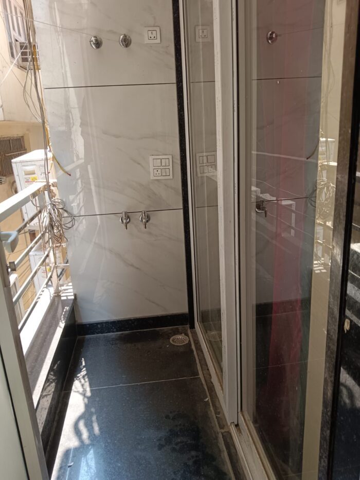 Flagship Maitri 5 star pg for girl in  karol bagh - Image 4