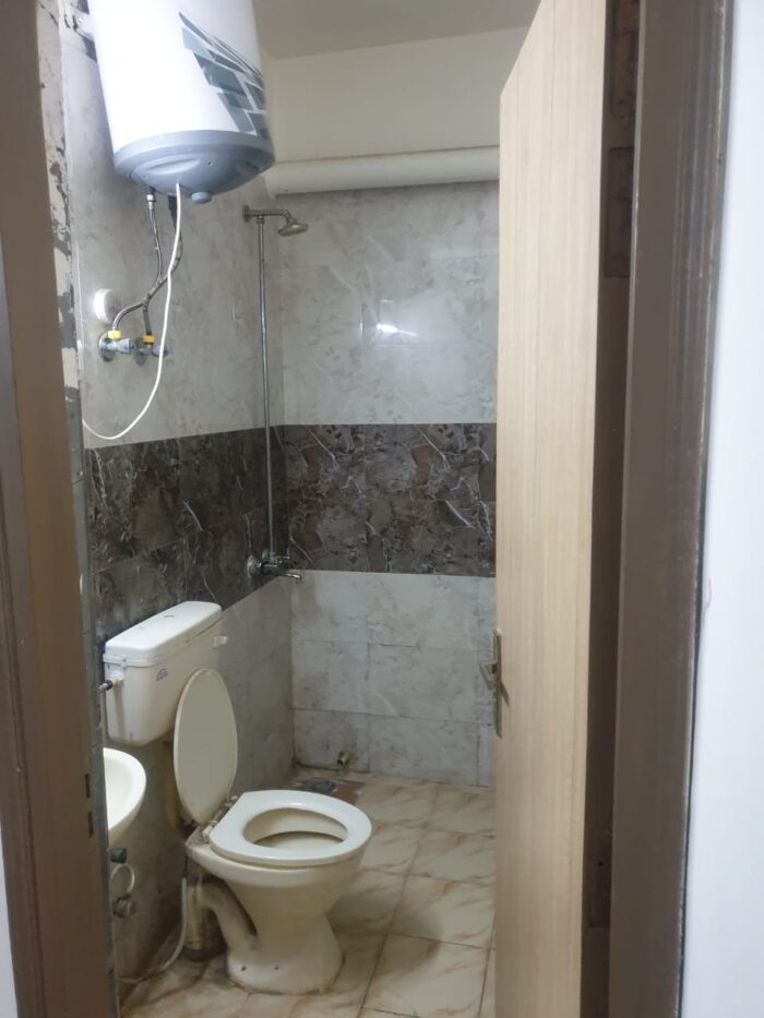 Flagship Maitri 5 star pg for girl in  karol bagh - Image 9