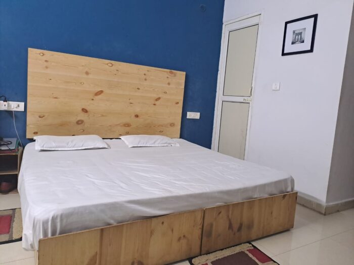 Spot on Gokul pg Unisex pg in Sector 63 Noida - Image 4