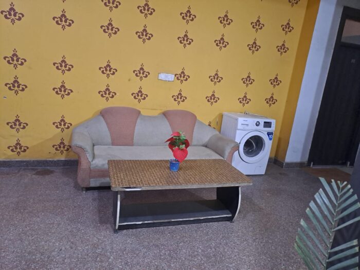Spot on Gokul pg Unisex pg in Sector 63 Noida - Image 2