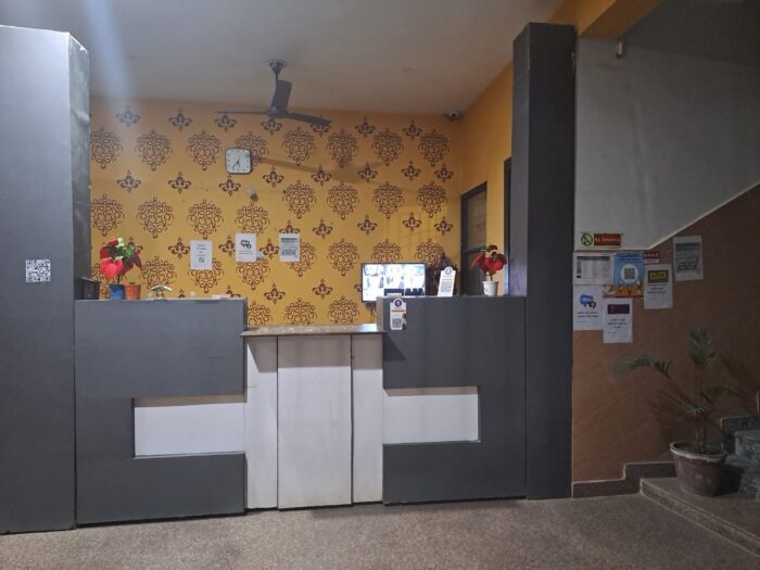 Spot on Gokul pg Unisex pg in Sector 63 Noida - Image 3