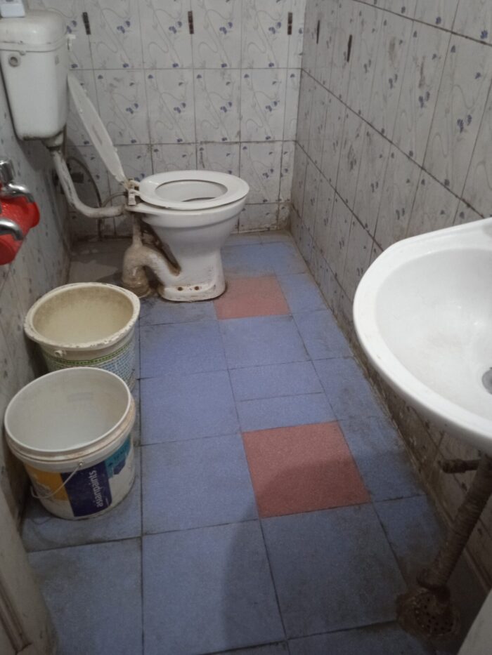 Mint Boy's PG in Sarita Vihar New Delhi - Image 4