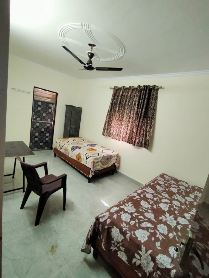 Kaavya Boys pg in Ashok vihar New Delhi - Image 1