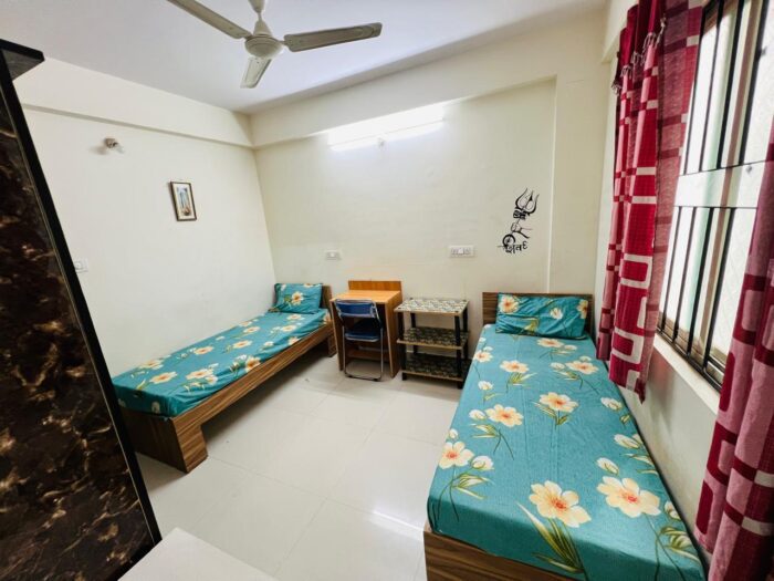 Madhavi homes for ladies PG in Adugodi Bangalore - Image 1