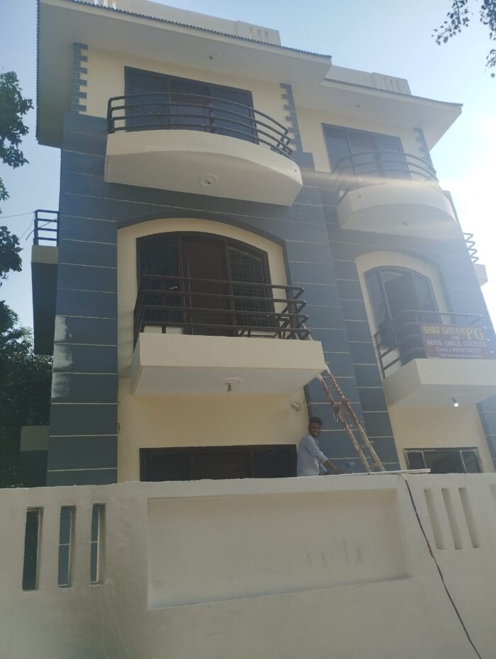 Waterloo Shree sayam boys & girls pg in Sector 23a palam vihar gurugram - Image 2