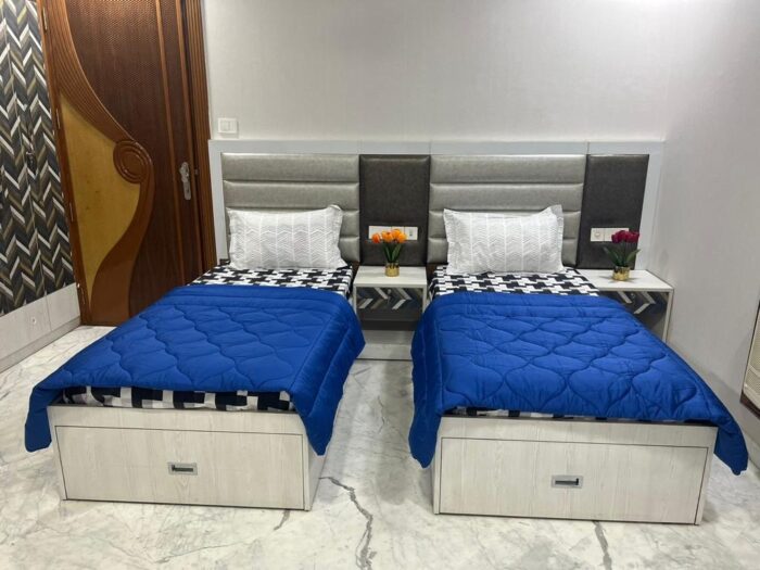 ARJUNA AFLO HOMES GIRLS PG in  Lajpat Nagar 3 New Delhi - Image 1